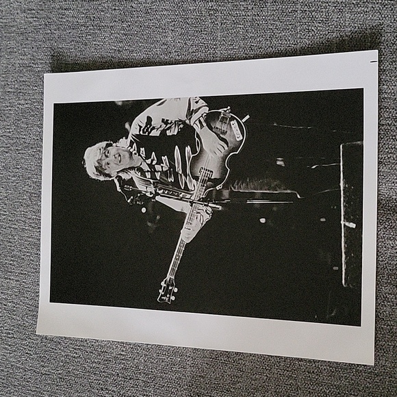 Paul McCartney World Tour Book - Picture 4 of 6